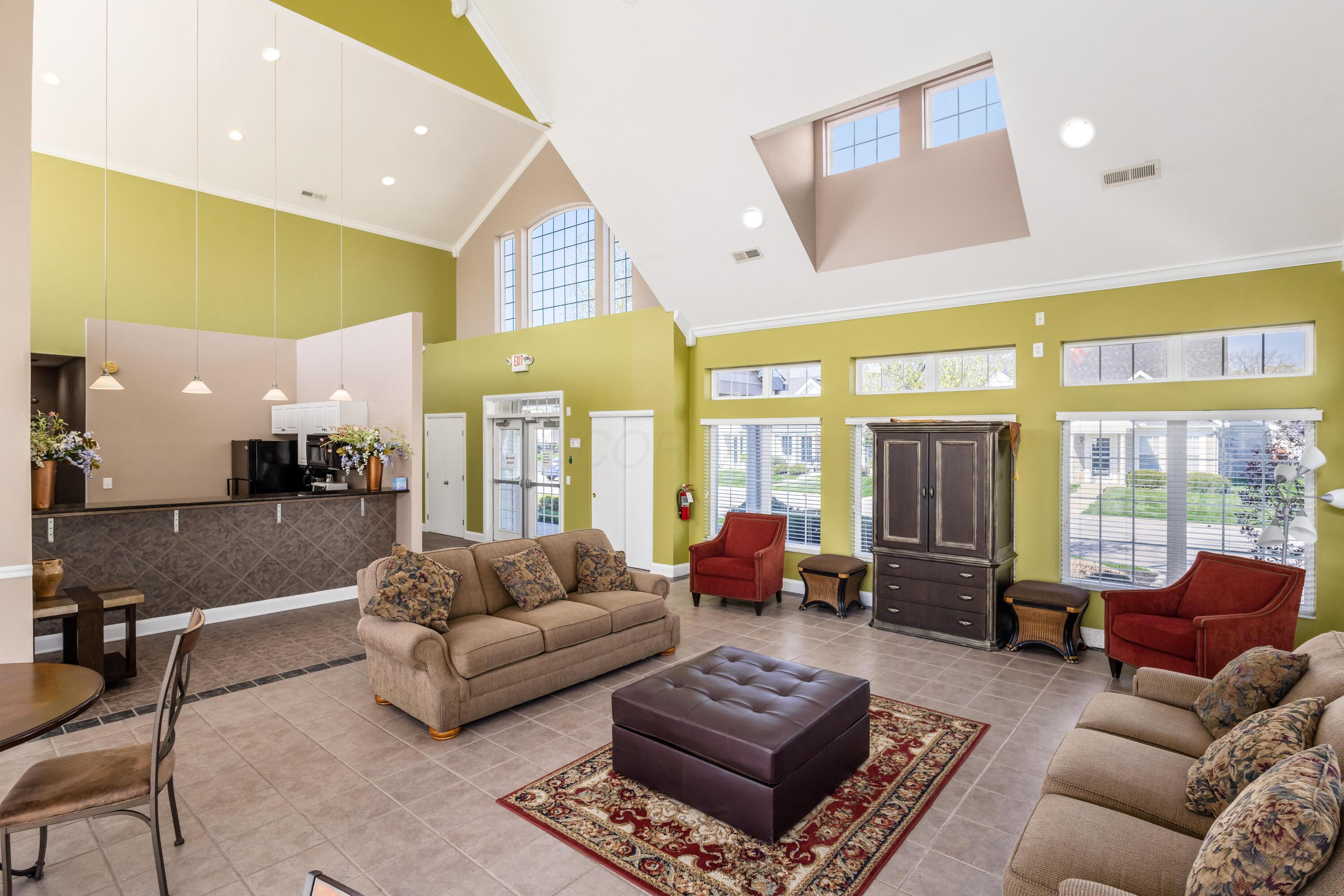 357 Piney Creek Drive, Blacklick, Ohio image 31