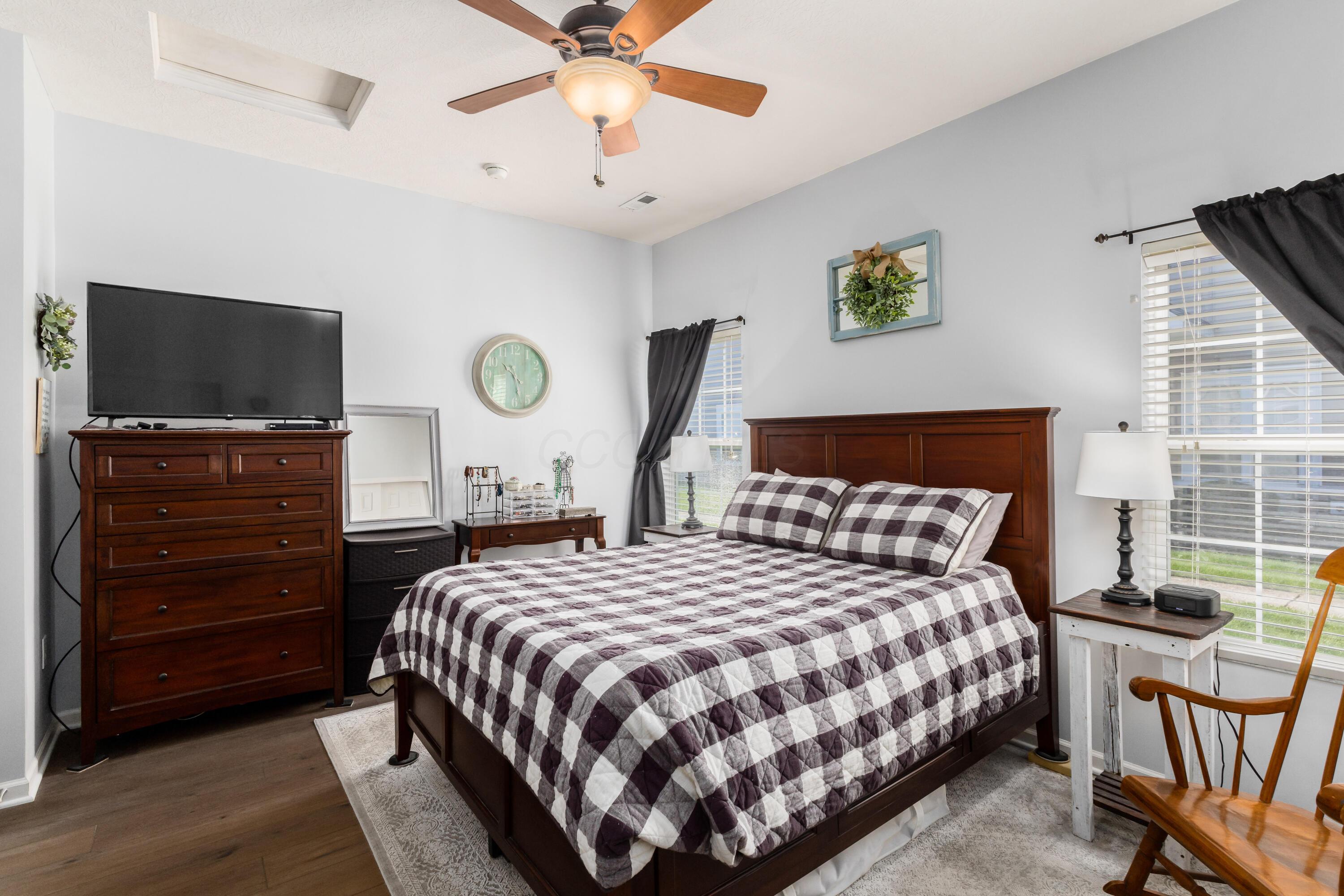 357 Piney Creek Drive, Blacklick, Ohio image 15