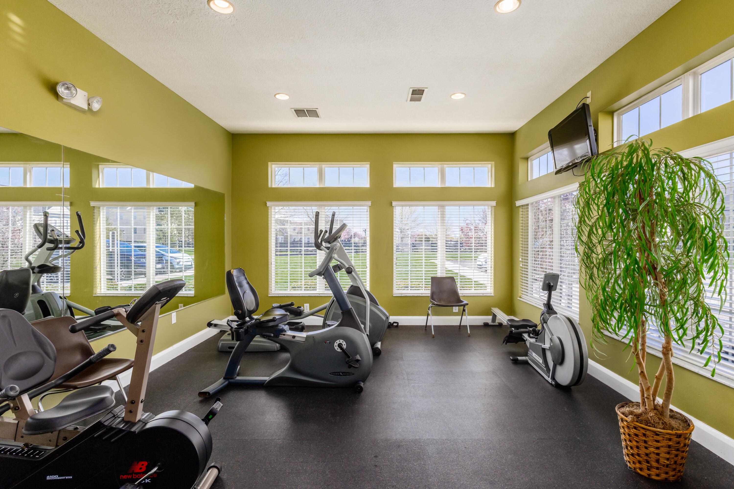 357 Piney Creek Drive, Blacklick, Ohio image 32