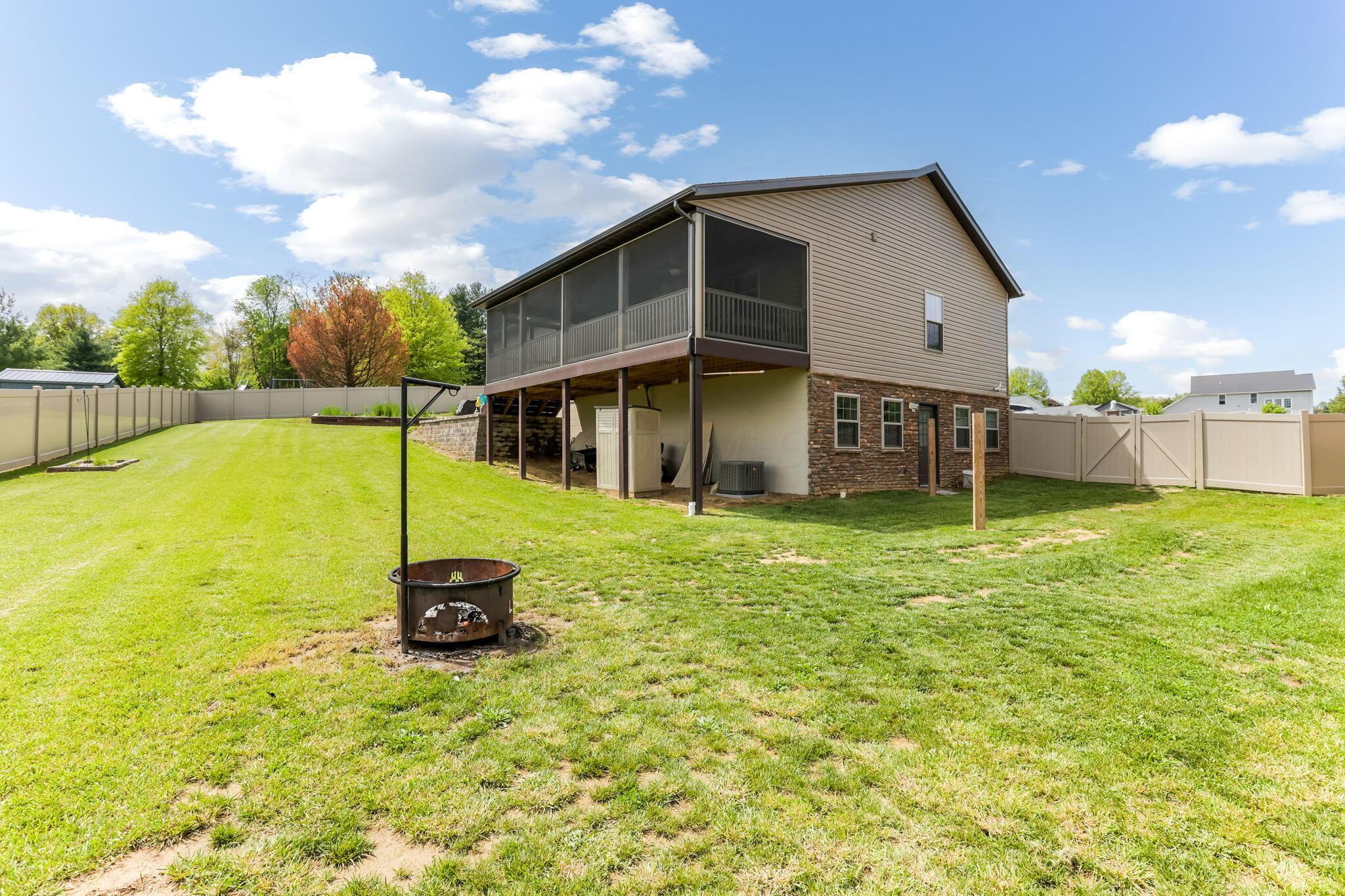 1885 Greenbriar Way, Nashport, Ohio image 30