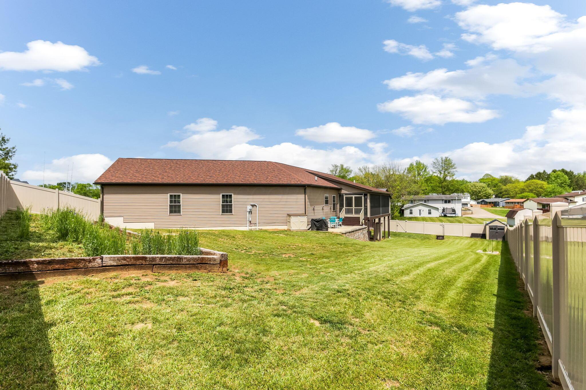 1885 Greenbriar Way, Nashport, Ohio image 28