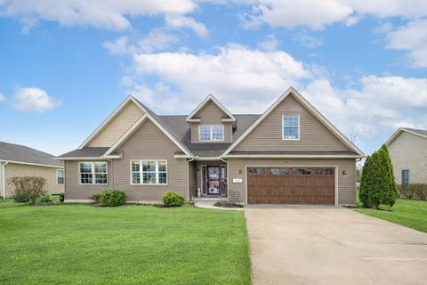 Photo of 1447 Hickory Gate Drive, Marysville, OH 43040 (MLS # 226000226)