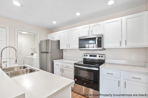 Photo of 5087 Vail Pine Place, Dublin, OH 43016 (MLS # 226002641)