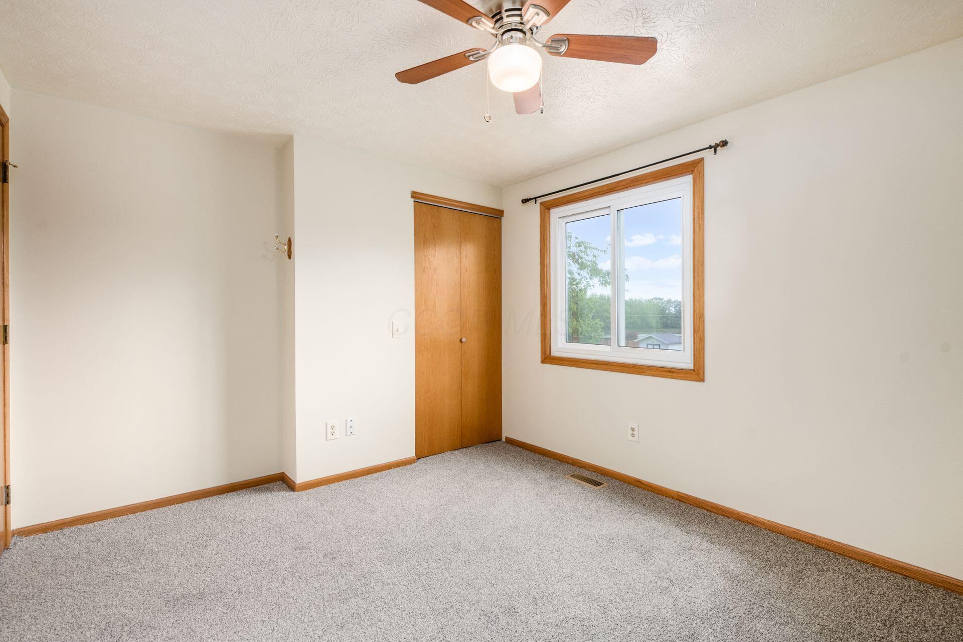2060 Steffi Drive, Hilliard, Ohio image 24