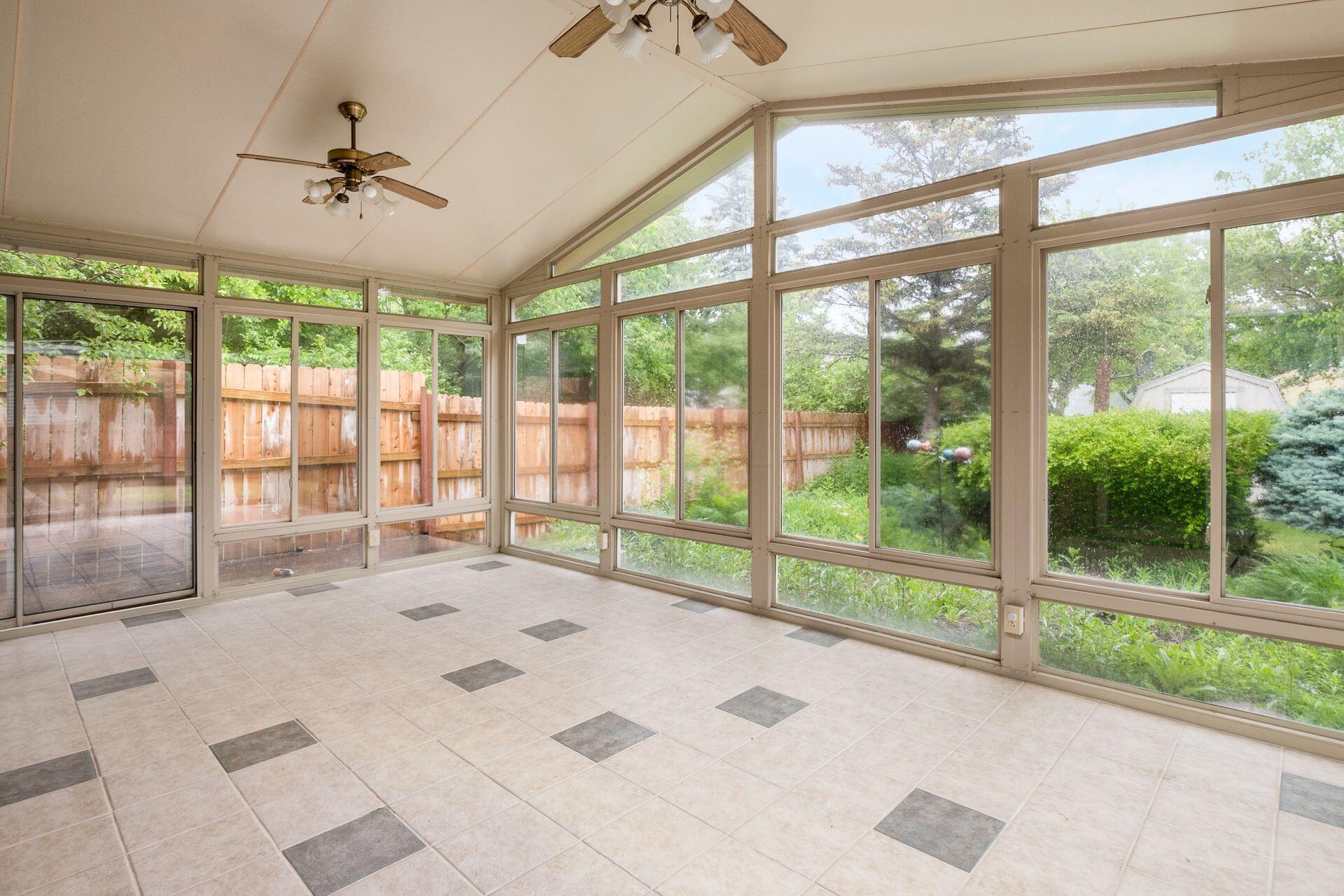 2060 Steffi Drive, Hilliard, Ohio image 22