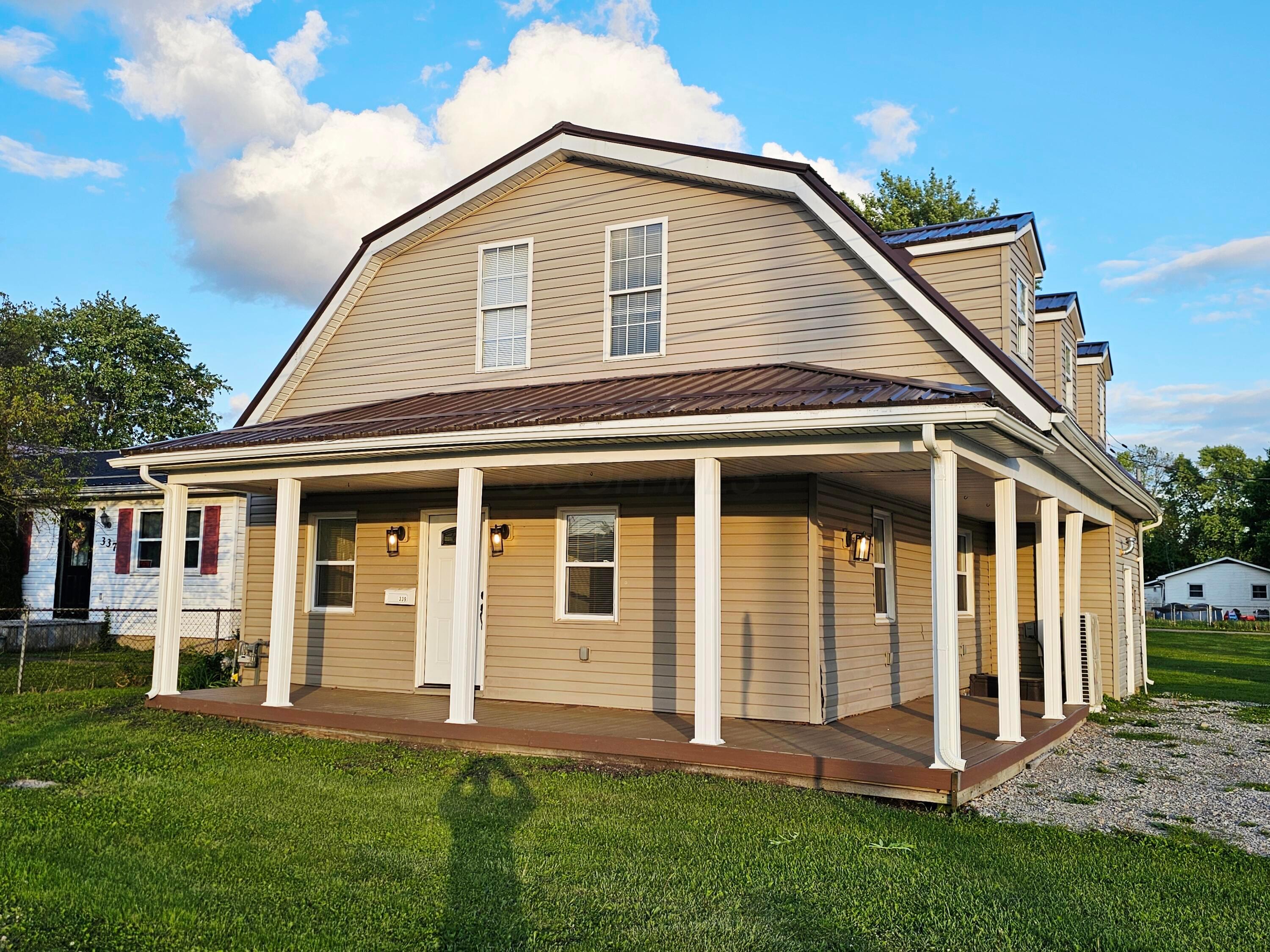 339 W Oak Street