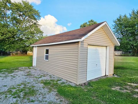 Tiny photo for 339 W Oak Street, Washington Court House, OH 43160 (MLS # 226015033)