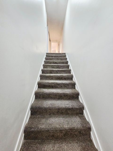Tiny photo for 339 W Oak Street, Washington Court House, OH 43160 (MLS # 226015033)