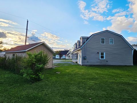 Tiny photo for 339 W Oak Street, Washington Court House, OH 43160 (MLS # 226015033)
