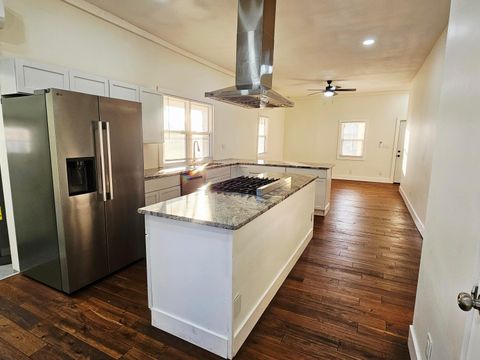 Tiny photo for 339 W Oak Street, Washington Court House, OH 43160 (MLS # 226015033)