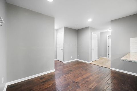 Tiny photo for 2058 Northcliff Drive, Columbus, OH 43229 (MLS # 225041784)