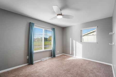 Tiny photo for 2058 Northcliff Drive, Columbus, OH 43229 (MLS # 225041784)