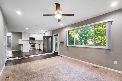 Tiny photo for 2058 Northcliff Drive, Columbus, OH 43229 (MLS # 225041784)