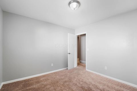 Tiny photo for 2058 Northcliff Drive, Columbus, OH 43229 (MLS # 225041784)