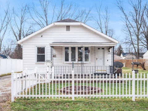 Homes For Sale - 1907 Sale Road<br/> Columbus, OH 43224