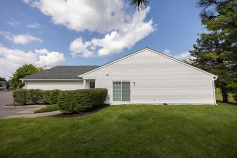Tiny photo for 4667 Hobson Drive 11E #11E, Columbus, OH 43228 (MLS # 226032281)