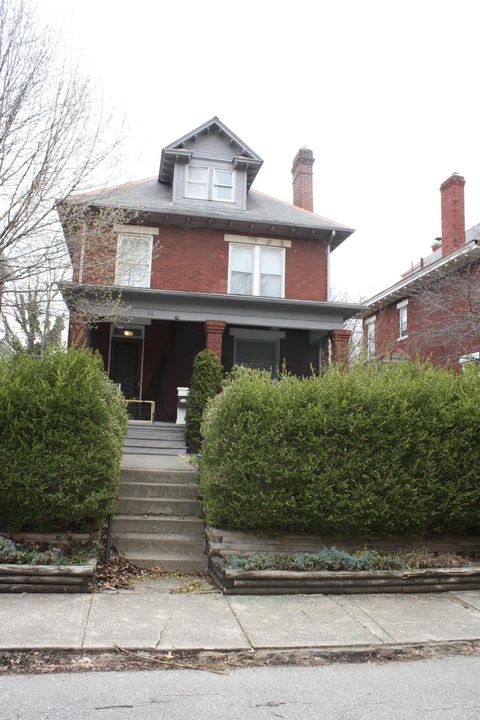 Photo of 68 E Oakland Avenue, Columbus, OH 43201 (MLS # 226008691)