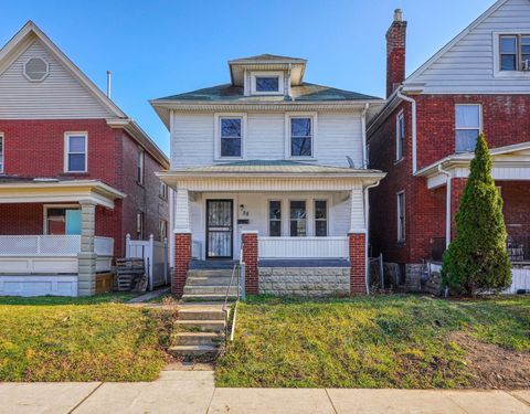 Photo of 28 S Warren Avenue, Columbus, OH 43204 (MLS # 226013860)