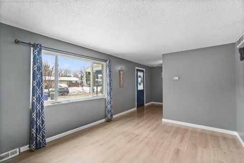 Tiny photo for 1322 Bolenhill Court, Columbus, OH 43229 (MLS # 225042426)