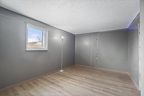 Tiny photo for 1322 Bolenhill Court, Columbus, OH 43229 (MLS # 225042426)