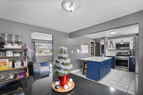 Tiny photo for 1322 Bolenhill Court, Columbus, OH 43229 (MLS # 225042426)