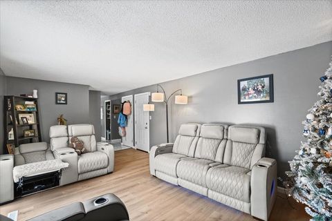 Tiny photo for 1322 Bolenhill Court, Columbus, OH 43229 (MLS # 225042426)