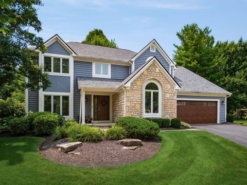 Photo of 4750 Bridle Path Court, Dublin, OH 43017 (MLS # 226026546)
