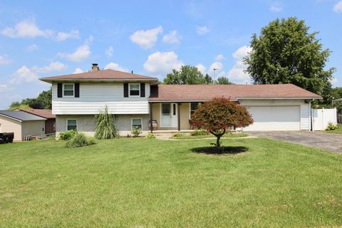 Photo of 854 Stephanie Drive, Marion, OH 43302 (MLS # 225029868)
