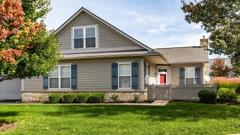 Tiny photo for 4142 Aumbrey Court 32 #32, New Albany, OH 43054 (MLS # 226037502)