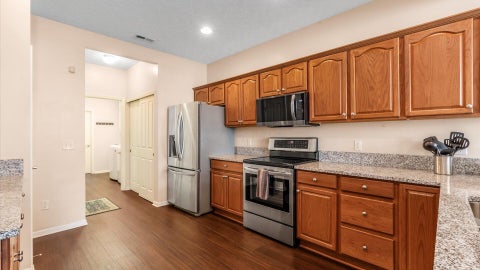 Tiny photo for 4142 Aumbrey Court 32 #32, New Albany, OH 43054 (MLS # 226037502)