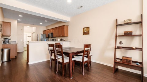 Tiny photo for 4142 Aumbrey Court 32 #32, New Albany, OH 43054 (MLS # 226037502)