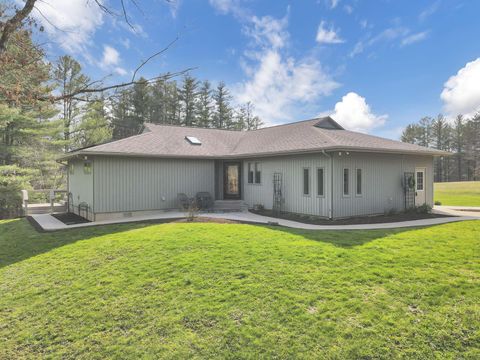 Photo of 11135 Salem Road, Athens, OH 45701 (MLS # 226009922)