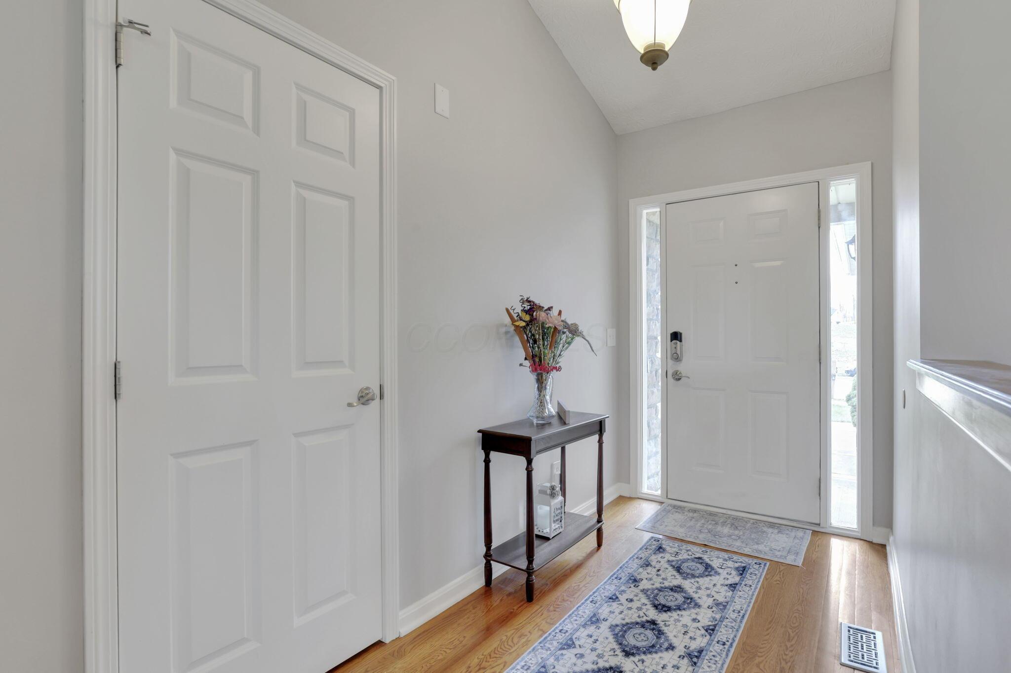 9689 New California Drive, Plain City, Ohio image 4