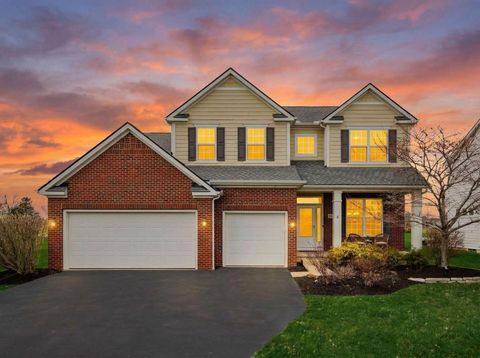 Photo of 1104 Balmoral Drive, Delaware, OH 43015 (MLS # 226008578)