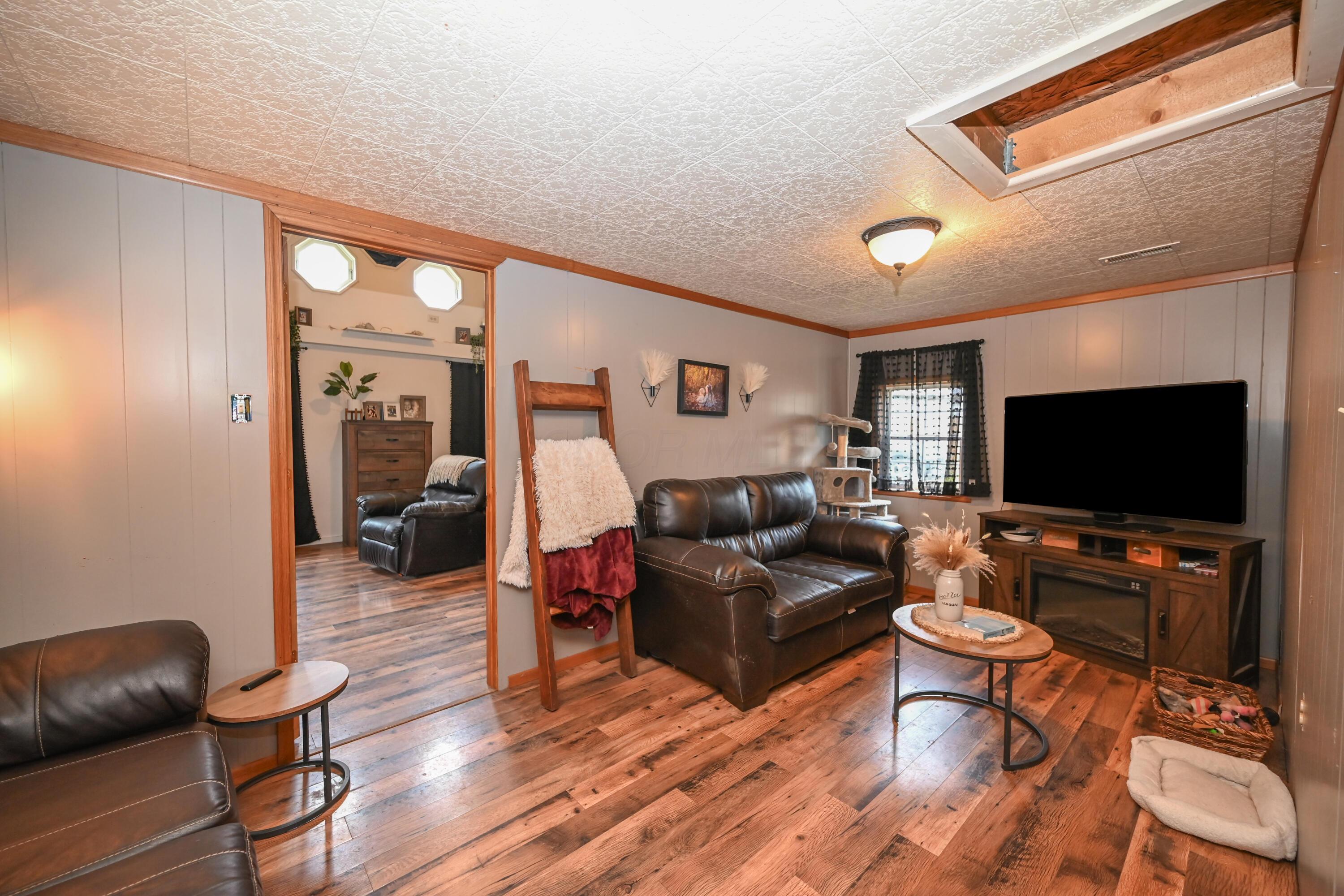 6566 South Street, Marion, Ohio image 1