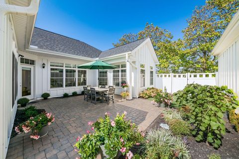 Tiny photo for 6964 Aster Drive, New Albany, OH 43054 (MLS # 225037332)