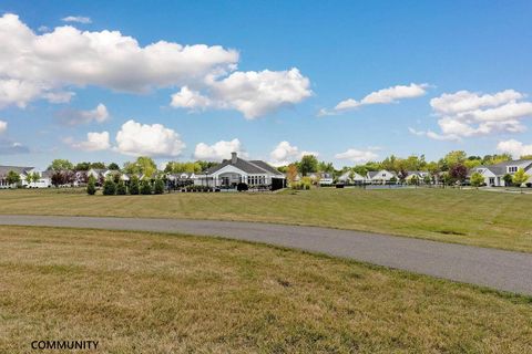 Tiny photo for 6964 Aster Drive, New Albany, OH 43054 (MLS # 225037332)