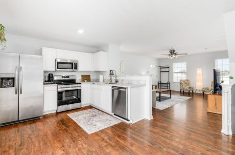 Tiny photo for 5961 Eden Valley Drive 501 #501, Westerville, OH 43081 (MLS # 226003105)