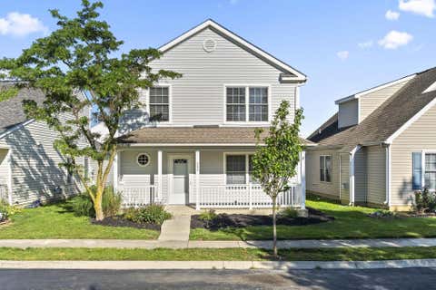 Photo of 665 Perilous Place 6 #6, Galloway, OH 43119 (MLS # 226027805)
