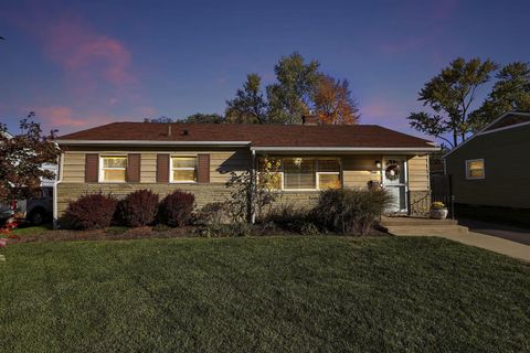 Tiny photo for 2666 Shrewsbury Road, Columbus, OH 43221 (MLS # 225040980)