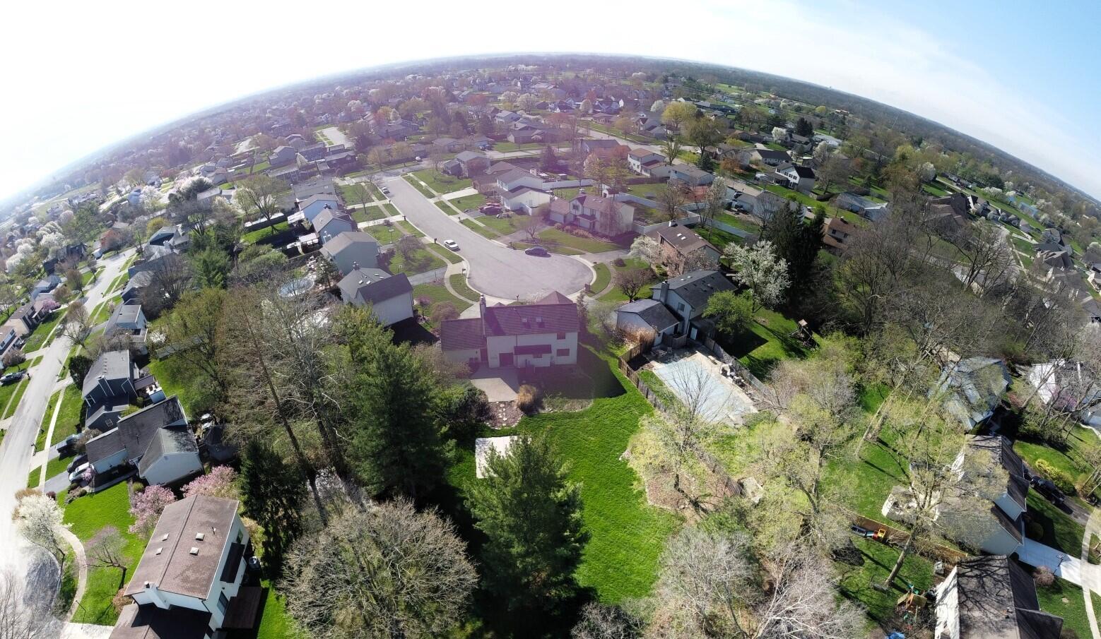 1658 Cayuga Court, Grove City, Ohio image 37