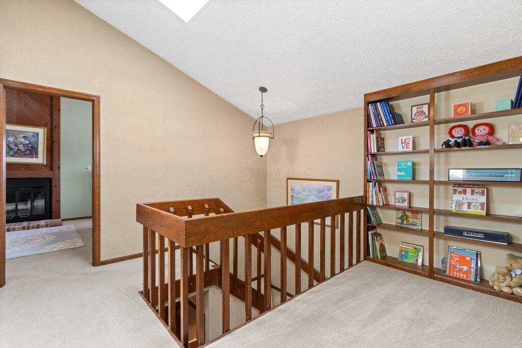 1658 Cayuga Court, Grove City, Ohio image 21
