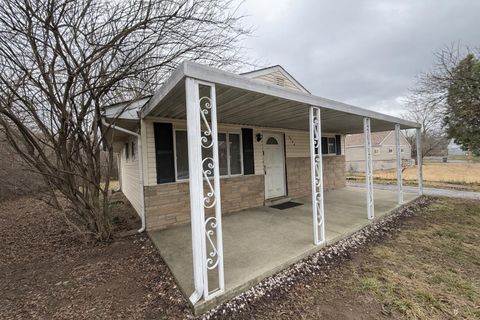 Photo of 2224 Marcia Drive, Columbus, OH 43211 (MLS # 226004867)