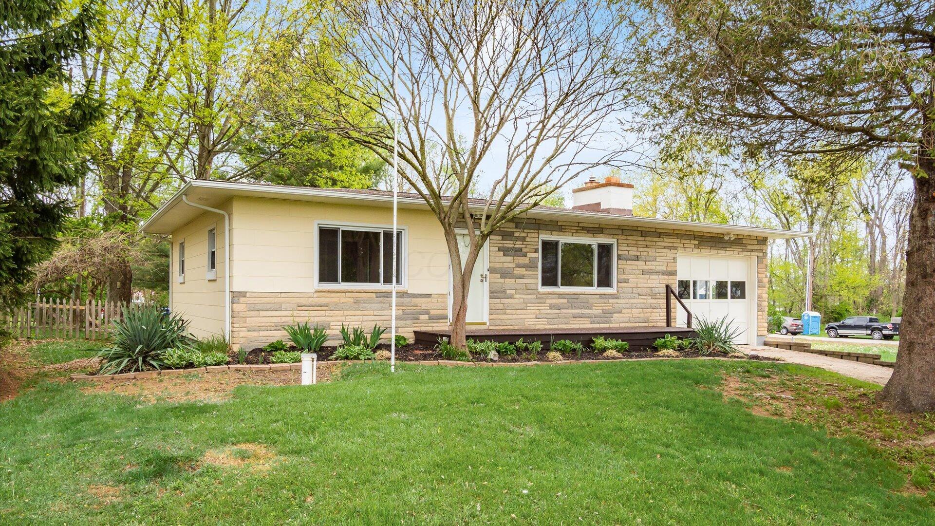 13395 Rosewood Road, Thornville, Ohio image 1