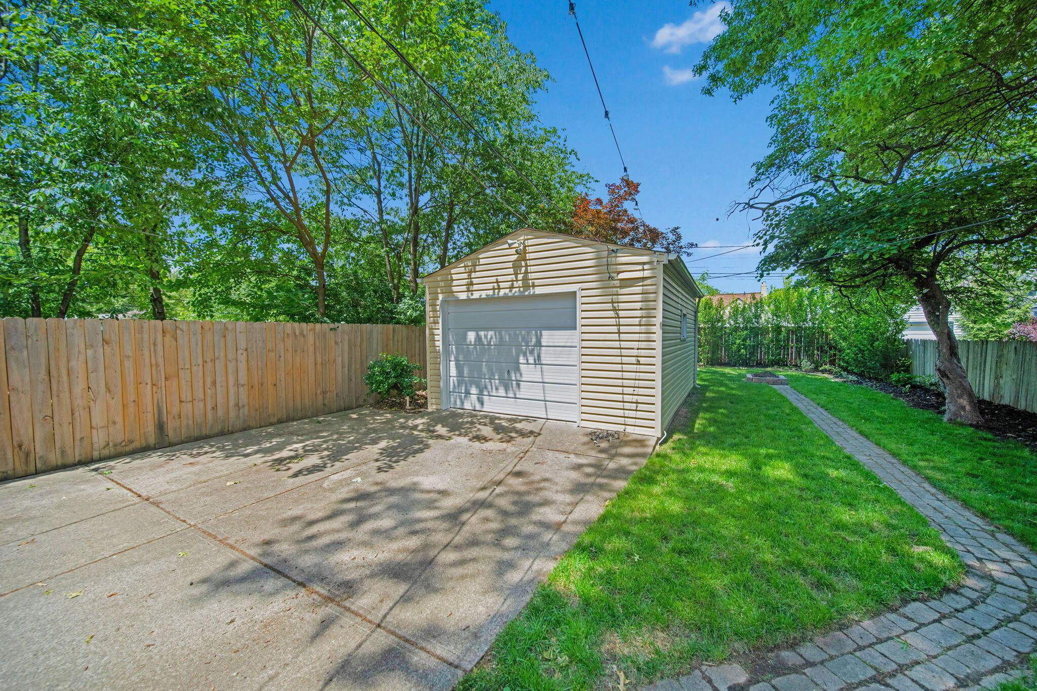 544 Melrose Avenue, Columbus, Ohio image 35