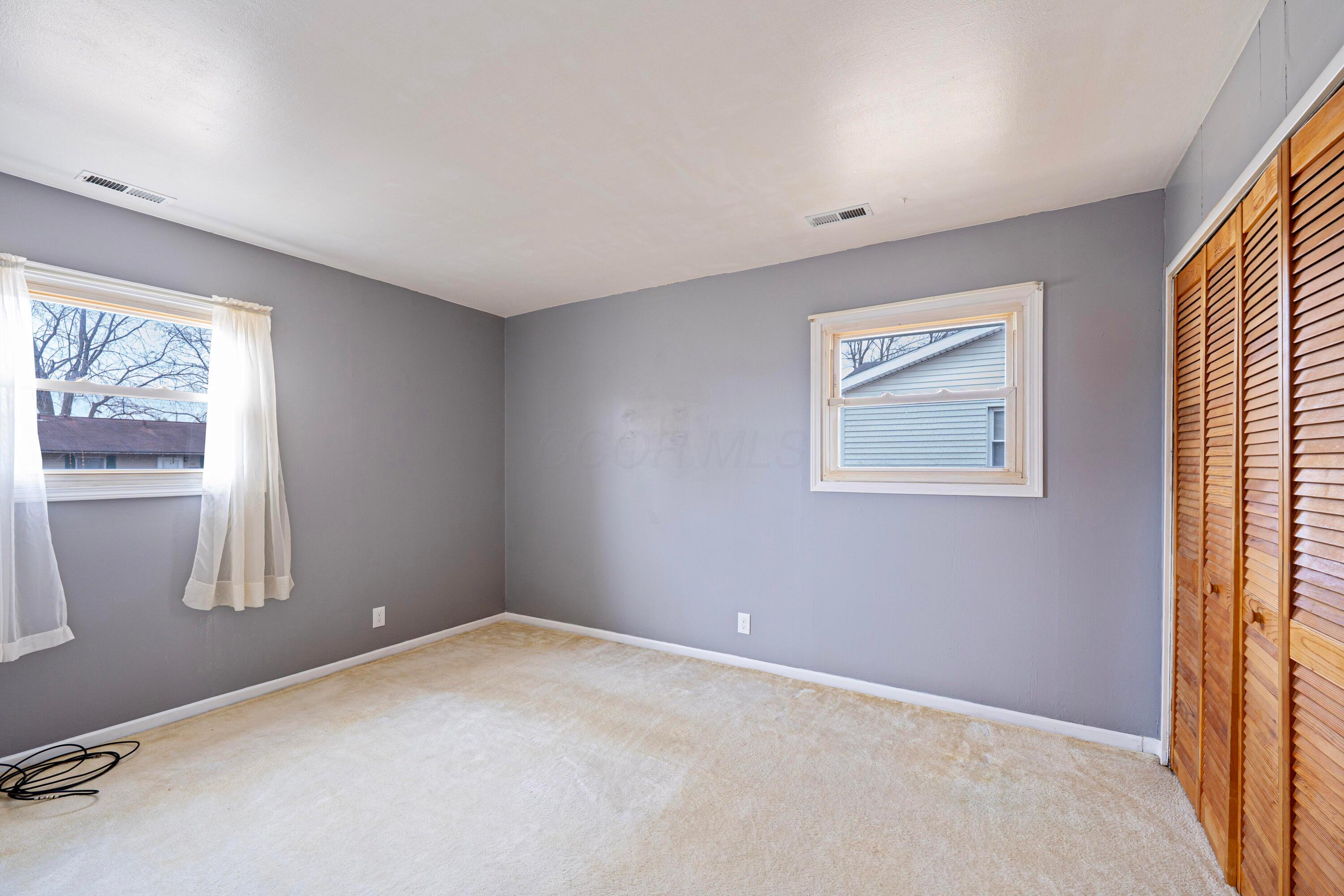 100 Valleyview Drive, Johnstown, Ohio image 21