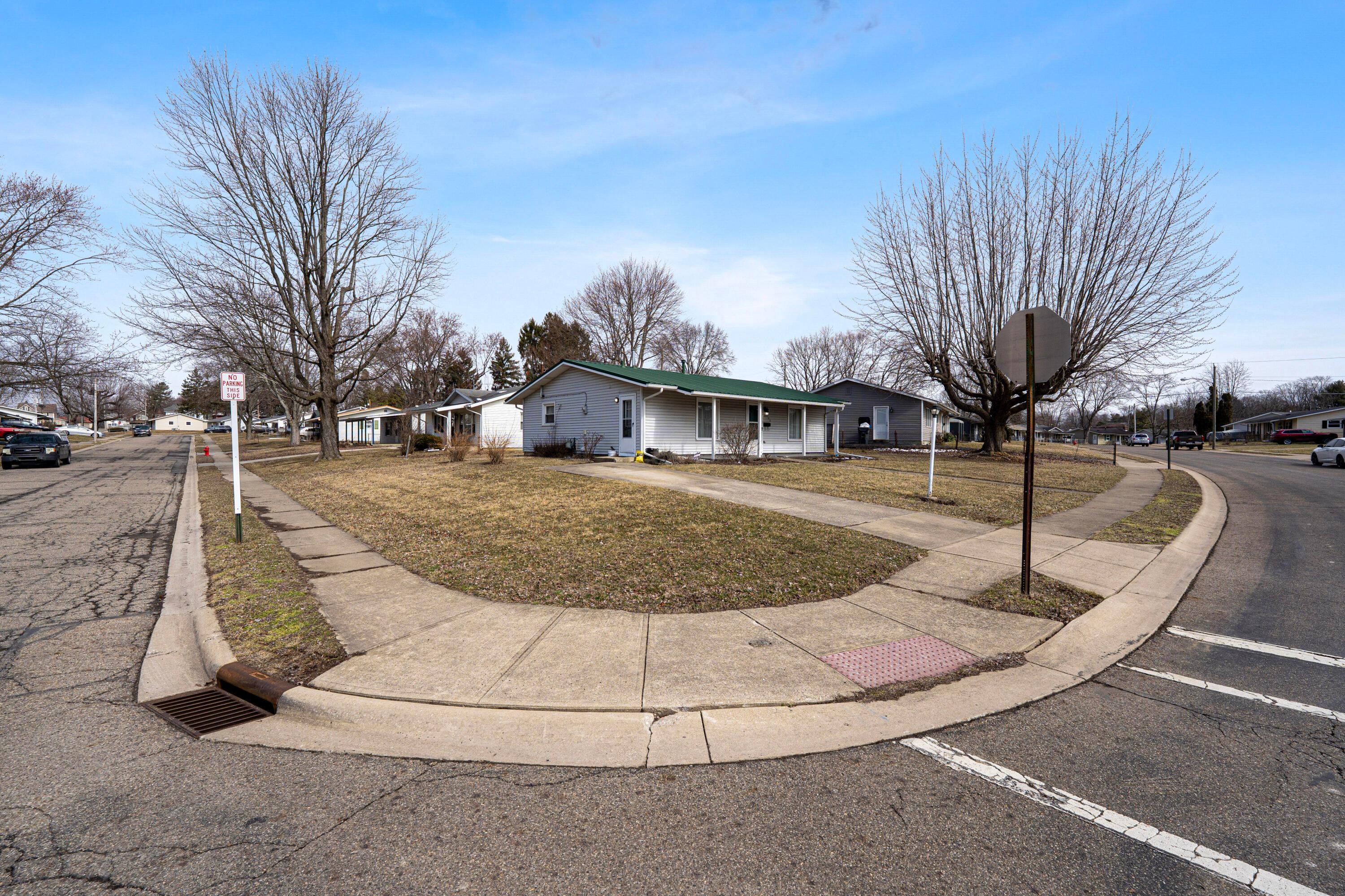 100 Valleyview Drive, Johnstown, Ohio image 4