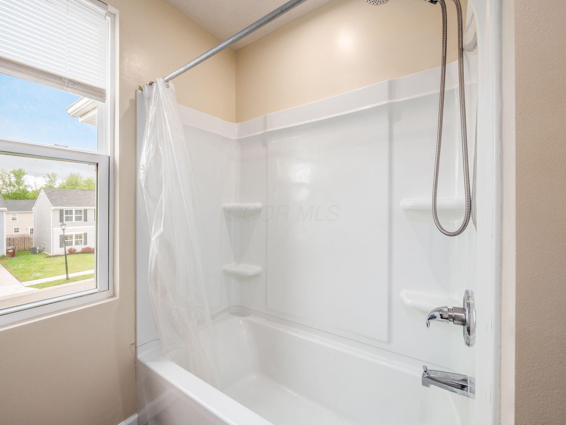 218 Golden Gate Avenue, Springfield, Ohio image 24