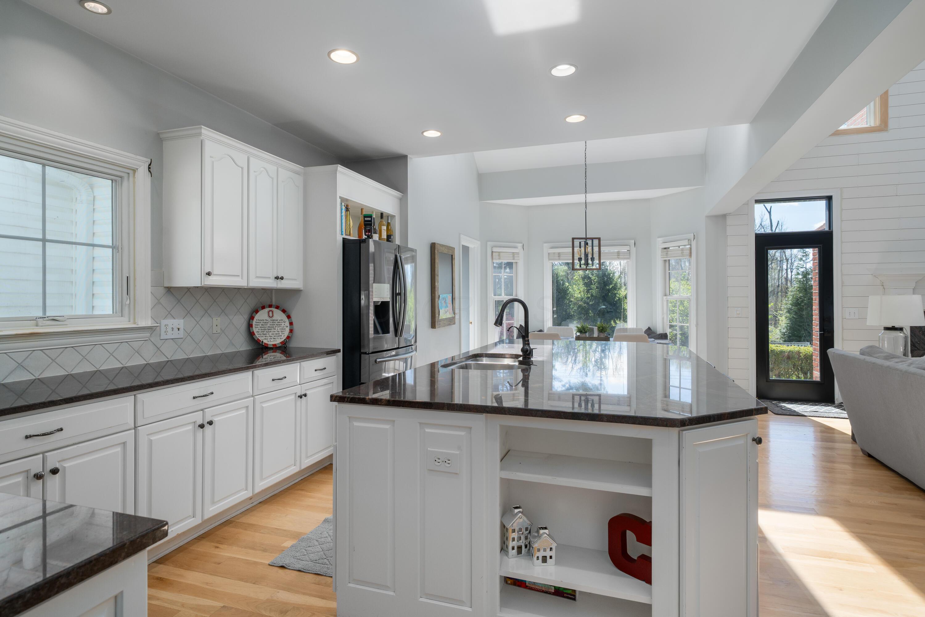 5090 Oakmont Place, Westerville, Ohio image 11
