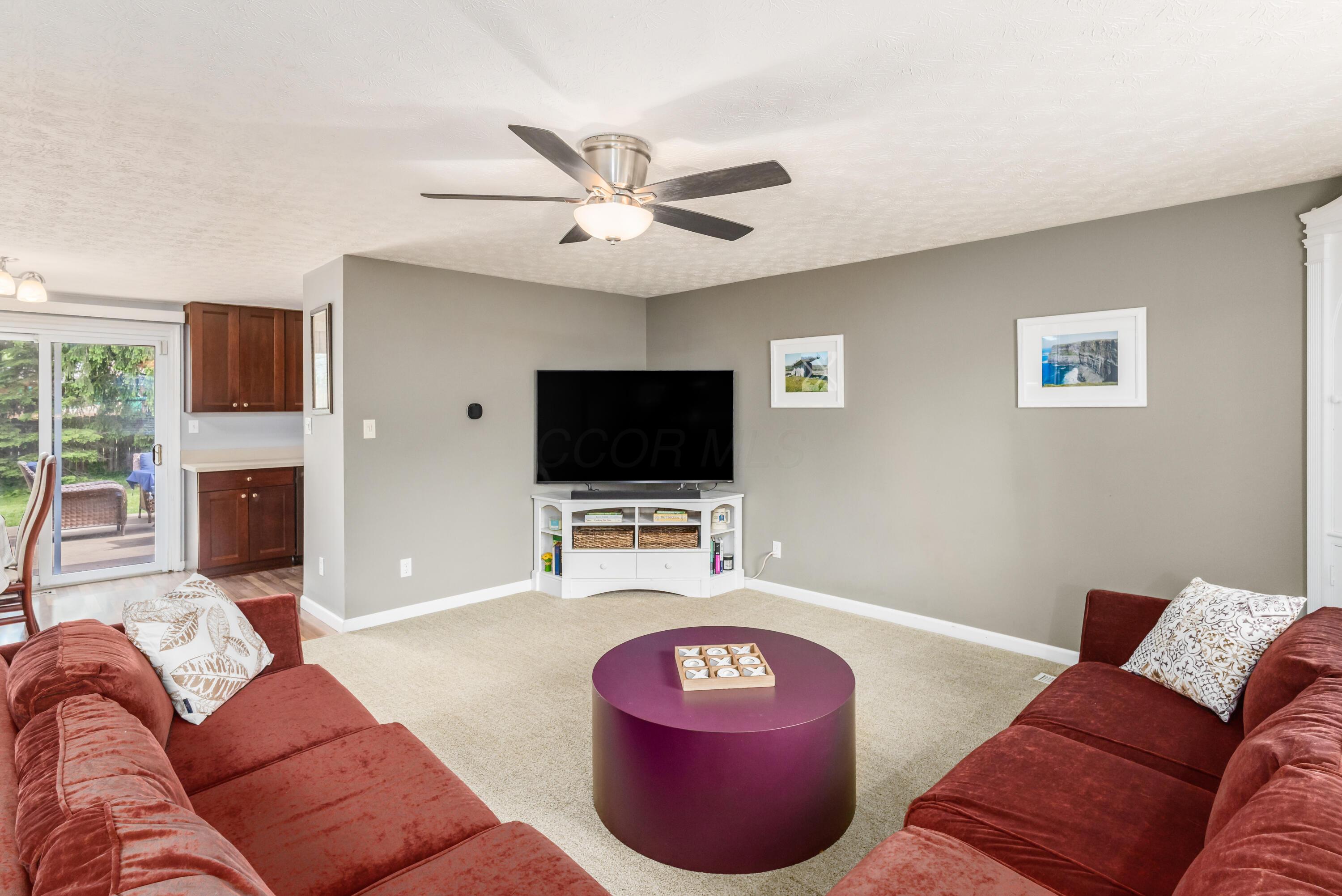 3220 Saybrook Court, Dublin, Ohio image 4